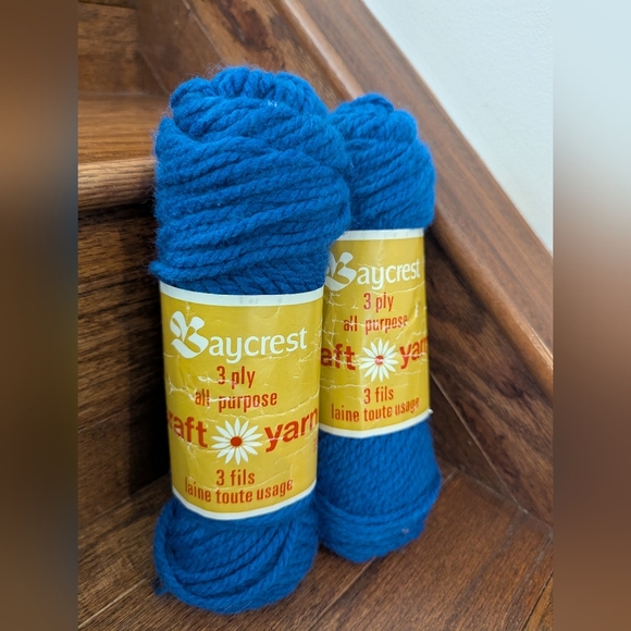 Vintage Blue Sayelle Knitting Worsted Yarn 3 ply 56.7g X 2 / 2oz.x 2 - Picture 2 of 7